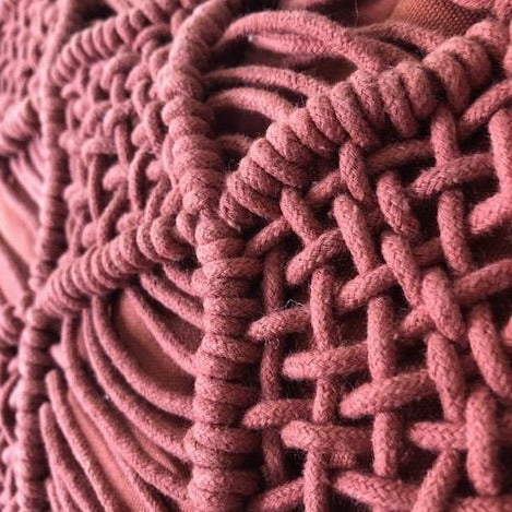 Macramé throw pillow - coral - Image 2